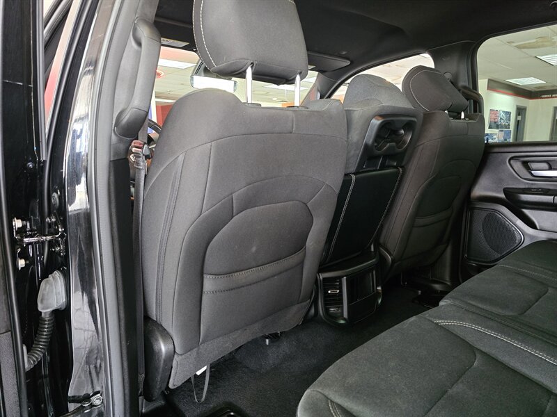 2025 RAM 1500 Tradesman 4DR CREW CAB 4X4 - Photo 11 - Hamilton, OH 45015