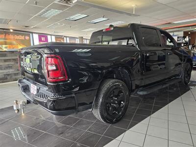 2025 RAM 1500 Tradesman 4DR CREW CAB 4X4 - Photo 4 - Hamilton, OH 45015