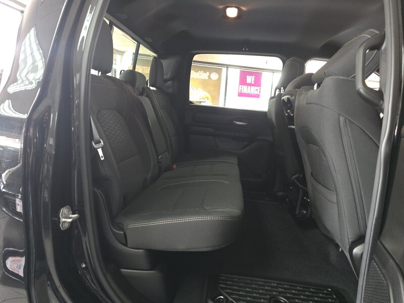 2025 RAM 1500 Tradesman 4DR CREW CAB 4X4 - Photo 16 - Hamilton, OH 45015