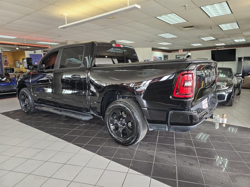 2025 RAM 1500 Tradesman 4DR CREW CAB 4X4 - Photo 6 - Hamilton, OH 45015