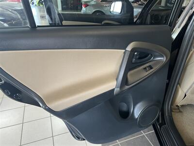 2010 Toyota RAV4 Base 4DR SUV 4X4   - Photo 19 - Hamilton, OH 45015
