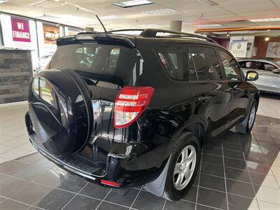 2010 Toyota RAV4 Base 4DR SUV 4X4   - Photo 6 - Hamilton, OH 45015