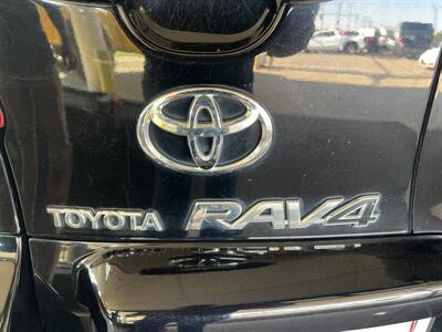 2010 Toyota RAV4 Base 4DR SUV 4X4   - Photo 30 - Hamilton, OH 45015
