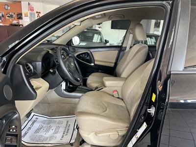 2010 Toyota RAV4 Base 4DR SUV 4X4   - Photo 9 - Hamilton, OH 45015