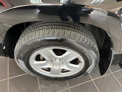 2010 Toyota RAV4 Base 4DR SUV 4X4   - Photo 28 - Hamilton, OH 45015