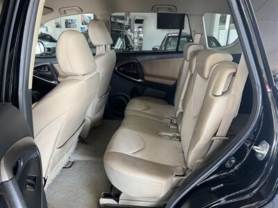2010 Toyota RAV4 Base 4DR SUV 4X4   - Photo 18 - Hamilton, OH 45015