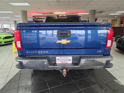 2017 Chevrolet Silverado 1500 LTZ 4DR DOUBLE CAB 4X4   - Photo 5 - Hamilton, OH 45015