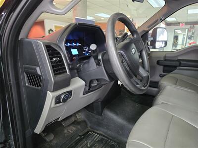 2017 Ford F-350 XL 2DR REGULAR CAB   - Photo 7 - Hamilton, OH 45015