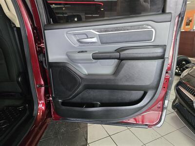 2019 RAM 1500 Big Horn/CREW CAB/HEMI/4X4   - Photo 16 - Hamilton, OH 45015