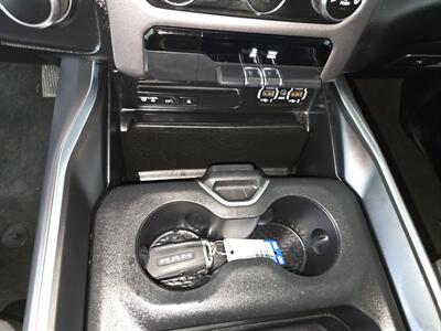 2019 RAM 1500 Big Horn/CREW CAB/HEMI/4X4   - Photo 23 - Hamilton, OH 45015