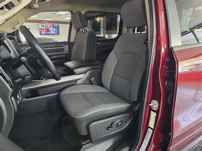 2019 RAM 1500 Big Horn/CREW CAB/HEMI/4X4   - Photo 9 - Hamilton, OH 45015