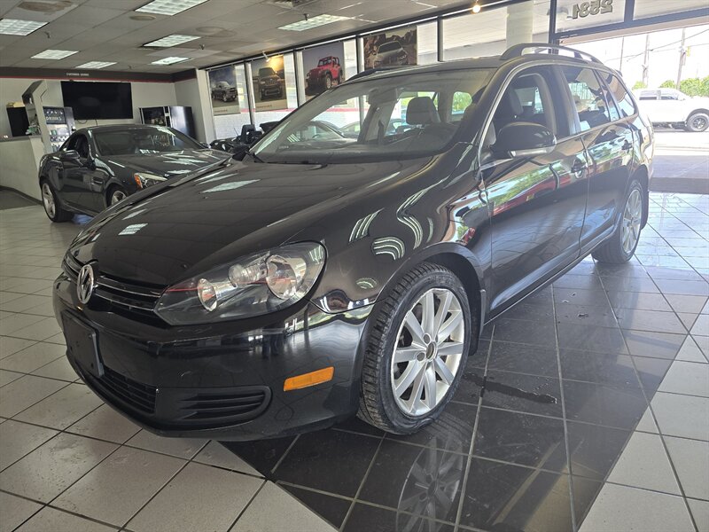 2013 Volkswagen Jetta SportWagen TDI   - Photo 1 - Hamilton, OH 45015