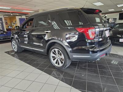 2018 Ford Explorer Limited - Photo 6 - Hamilton, OH 45015