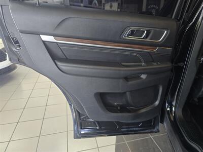 2018 Ford Explorer Limited - Photo 10 - Hamilton, OH 45015