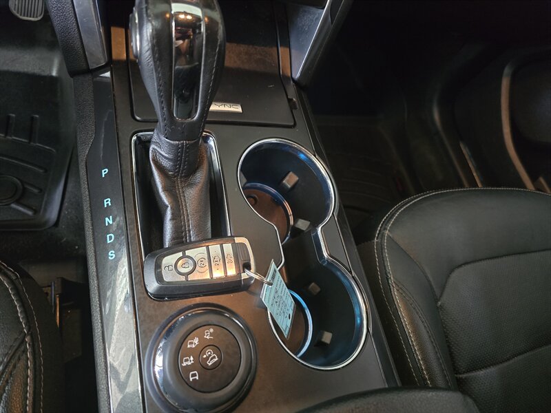 2018 Ford Explorer Limited - Photo 23 - Hamilton, OH 45015