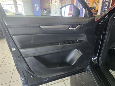 2025 Mazda CX-5 2.5 S Preferred 4DR SUV AWD - Photo 7 - Hamilton, OH 45015