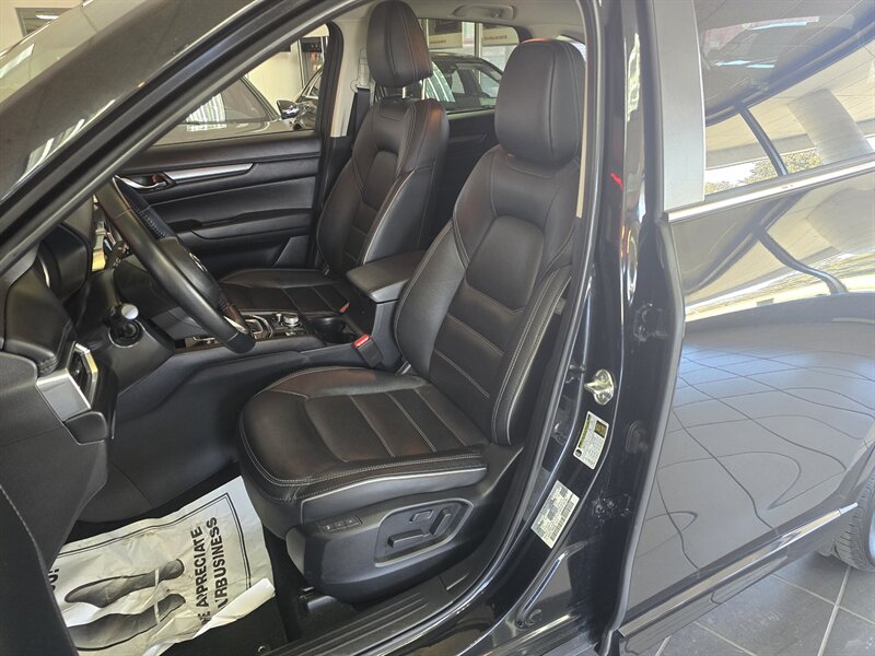 2025 Mazda CX-5 2.5 S Preferred 4DR SUV AWD - Photo 9 - Hamilton, OH 45015