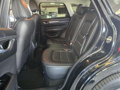 2025 Mazda CX-5 2.5 S Preferred 4DR SUV AWD - Photo 13 - Hamilton, OH 45015