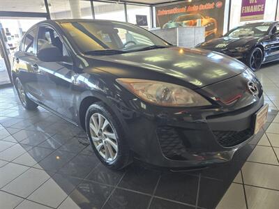 2012 Mazda MAZDA3 i Touring 4DR SEDAN   - Photo 3 - Hamilton, OH 45015