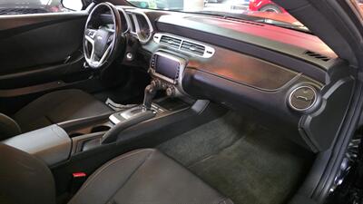 2015 Chevrolet Camaro LT   - Photo 21 - Hamilton, OH 45015