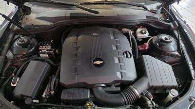 2015 Chevrolet Camaro LT   - Photo 30 - Hamilton, OH 45015