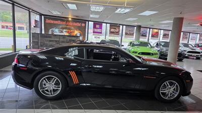 2015 Chevrolet Camaro LT   - Photo 5 - Hamilton, OH 45015