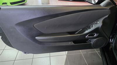 2015 Chevrolet Camaro LT   - Photo 17 - Hamilton, OH 45015