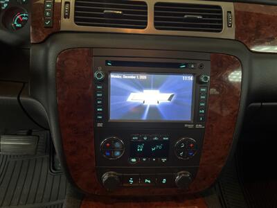2013 Chevrolet Tahoe LTZ  4DR SUV  4X4   - Photo 15 - Hamilton, OH 45015