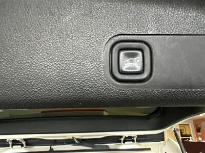 2013 Chevrolet Tahoe LTZ  4DR SUV  4X4   - Photo 36 - Hamilton, OH 45015