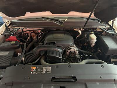 2013 Chevrolet Tahoe LTZ  4DR SUV  4X4   - Photo 39 - Hamilton, OH 45015