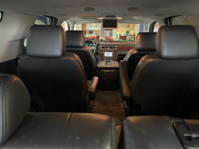 2013 Chevrolet Tahoe LTZ  4DR SUV  4X4   - Photo 35 - Hamilton, OH 45015