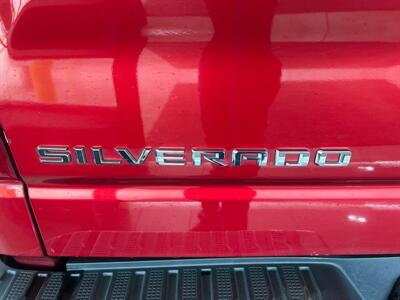 2020 Chevrolet Silverado 1500 Custom 4DR CREW CAB 4X4 V8   - Photo 35 - Hamilton, OH 45015