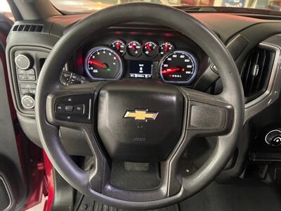 2020 Chevrolet Silverado 1500 Custom 4DR CREW CAB 4X4 V8   - Photo 16 - Hamilton, OH 45015