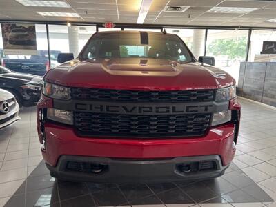 2020 Chevrolet Silverado 1500 Custom 4DR CREW CAB 4X4 V8   - Photo 3 - Hamilton, OH 45015