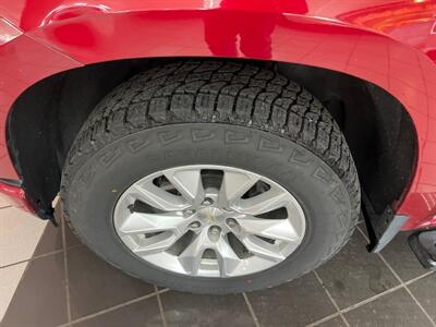 2020 Chevrolet Silverado 1500 Custom 4DR CREW CAB 4X4 V8   - Photo 38 - Hamilton, OH 45015