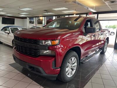 2020 Chevrolet Silverado 1500 Custom 4DR CREW CAB 4X4 V8   - Photo 1 - Hamilton, OH 45015