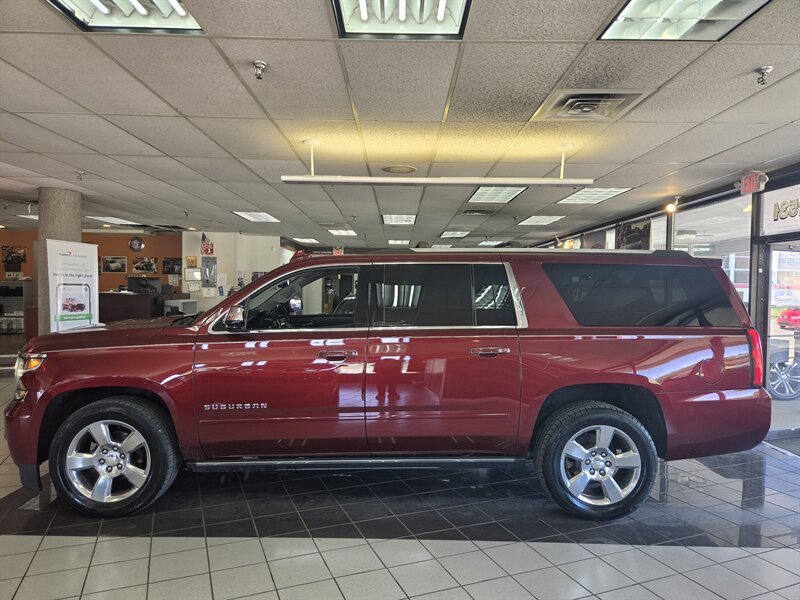 2020 Chevrolet Suburban Premier 4DR SUV 4X4 - Photo 2 - Hamilton, OH 45015
