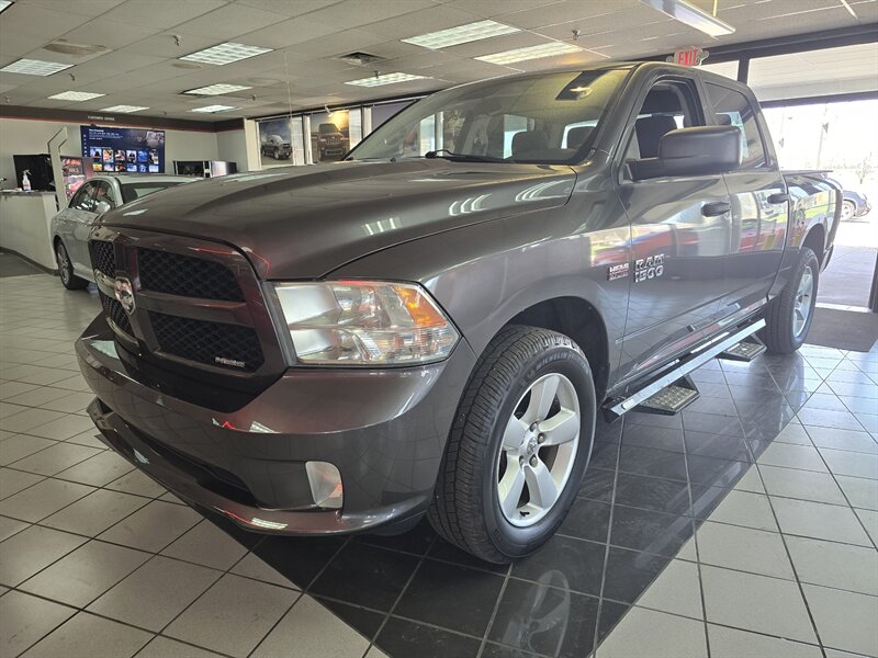 2014 RAM 1500 Express   - Photo 1 - Hamilton, OH 45015