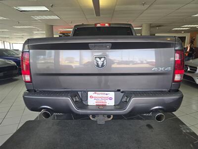 2014 RAM 1500 Express   - Photo 5 - Hamilton, OH 45015