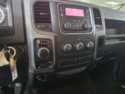 2014 RAM 1500 Express   - Photo 22 - Hamilton, OH 45015