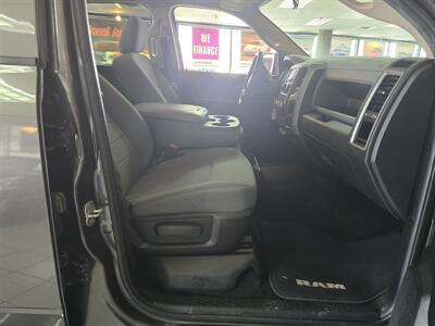 2014 RAM 1500 Express   - Photo 14 - Hamilton, OH 45015