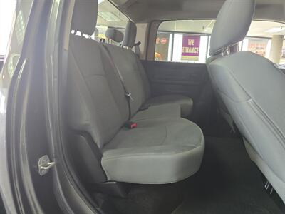 2014 RAM 1500 Express   - Photo 16 - Hamilton, OH 45015