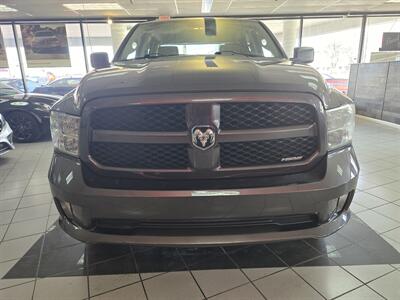 2014 RAM 1500 Express   - Photo 2 - Hamilton, OH 45015