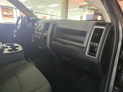2014 RAM 1500 Express   - Photo 13 - Hamilton, OH 45015