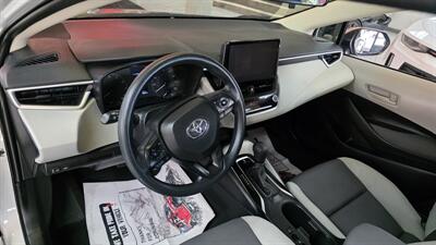 2023 Toyota Corolla LE 4DR SEDAN   - Photo 11 - Hamilton, OH 45015
