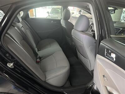 2014 Hyundai SONATA GLS - Photo 17 - Hamilton, OH 45015