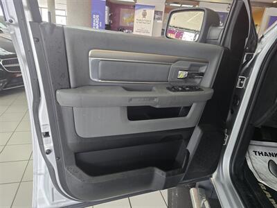 2017 RAM 1500 Big Horn/QUAD CAB/4X4 - Photo 7 - Hamilton, OH 45015