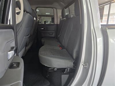 2017 RAM 1500 Big Horn/QUAD CAB/4X4 - Photo 11 - Hamilton, OH 45015