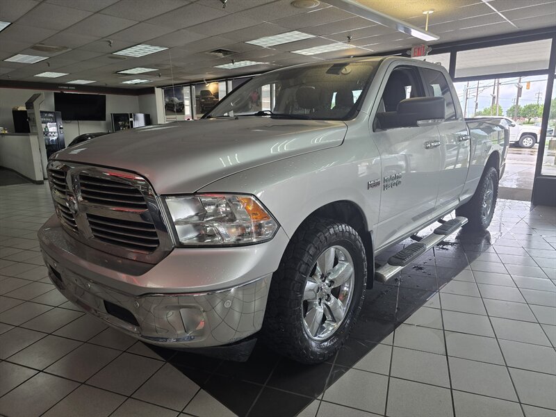 2017 RAM 1500 Big Horn/QUAD CAB/4X4   - Photo 1 - Hamilton, OH 45015