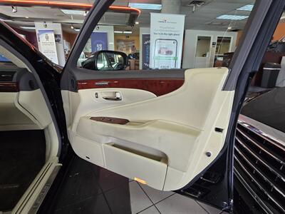 2011 Lexus LS 450 L 4DR SEDAN AWD - Photo 13 - Hamilton, OH 45015
